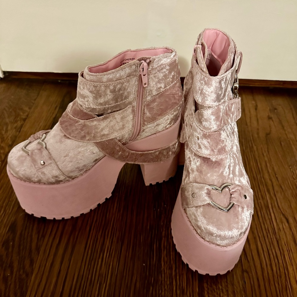 Size 8 Women’s Cherish Heart Velvet Pink Platforms by YRU